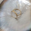 Bague de la croix de Saint benoit en nacre sertie et sa prière