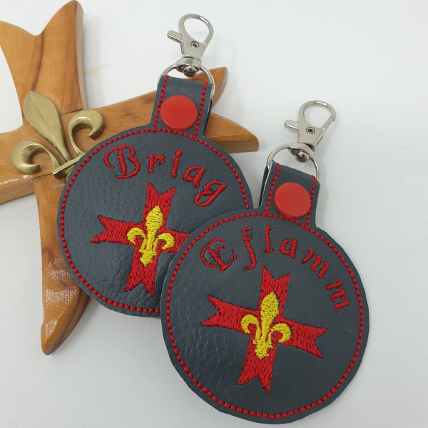 Porte-clés médaillon brodé Eudelune, scoutisme et dizainier